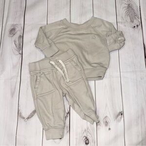 Baby Gap Sweatshirt and Sweatpants Outfit - Baby size 3-6 Months